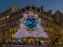 Les illuminations de Noël 2025 de la Maison Dior au 30 Montaigne dès ce week-end à Paris - le thème