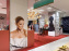 Céline Dion à Paris : T-shirts, vinyles, macarons… un pop-up ouvre à Haussmann - avis et photos