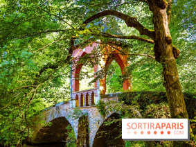 La réserve Naturelle des Etangs de Bonnelles, son pont kiosque, temple de l'amour et ses trésors