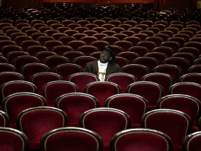 Noir, Juif et Borgne : l’odyssée Sammy Davis Jr. au Café de la Danse