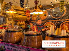 Marché de Noël 2023 au pied de la tour Eiffel - Quai Jacques Chirac
