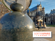 Paris : quel est ce portail monumental installé sur la place du Louvre ?
