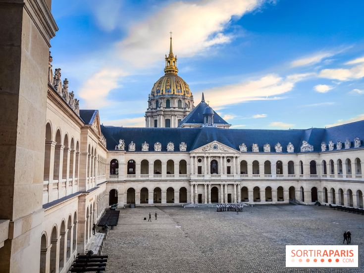 Aura, un spectacle son et lumières qui illumine le Dôme des Invalides - photos et vidéo