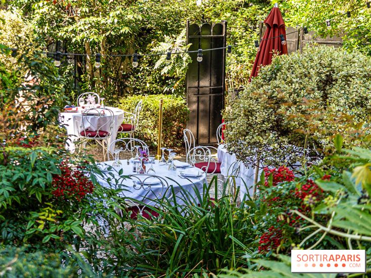 Terrasse de l'Hôtel Particulier, le jardin verdoyant au cœur de Montmartre - photo