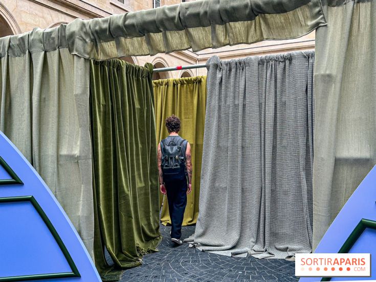 Paris Design Week 2025 : Le Labyrinthe, l'installation monumentale et mode à l'Hôtel de la Marine