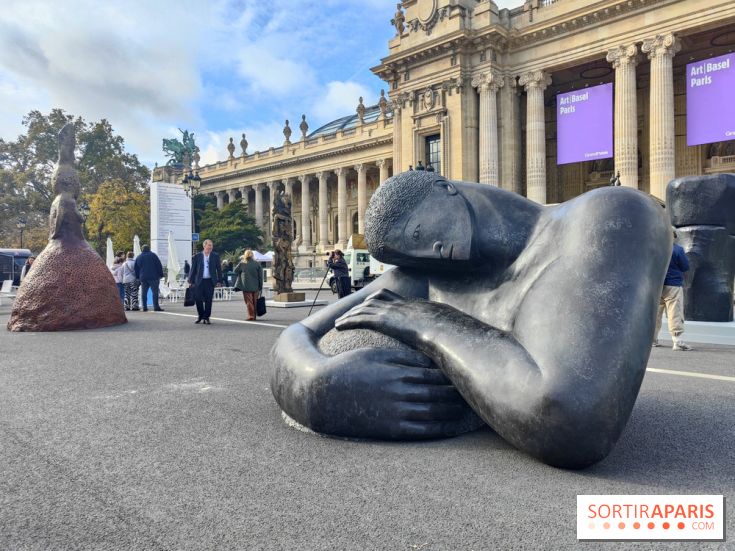 Art Basel Paris 2025 : des œuvres contemporaines envahissent l'avenue Winston Churchill, photos