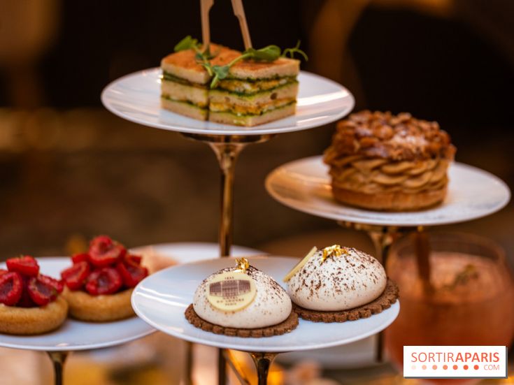 Le tea time Emily in Paris de l'Hôtel du Louvre - A7C04057