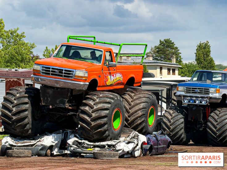 Insolite : un show de Monster Trucks, freestyle moto et Transformers débarque près de Paris