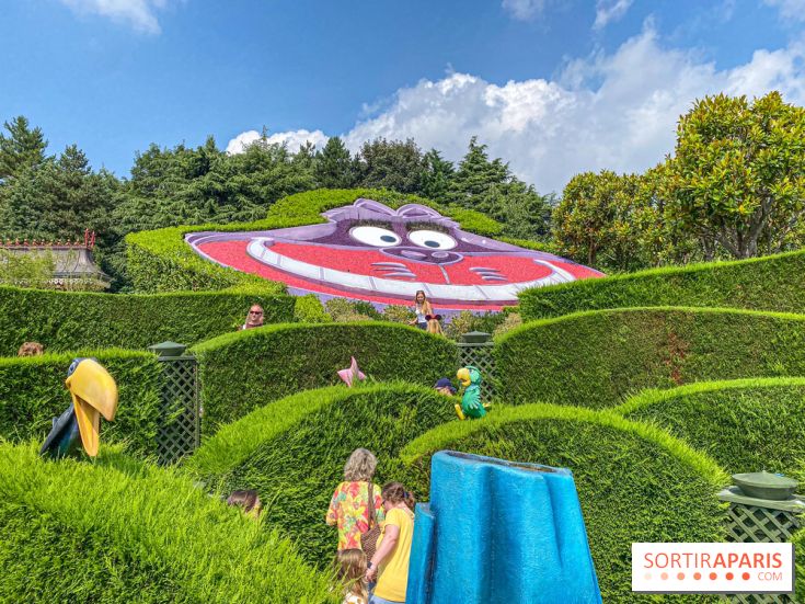 Visuels Disneyland Paris - intérieur labyrinthe alice