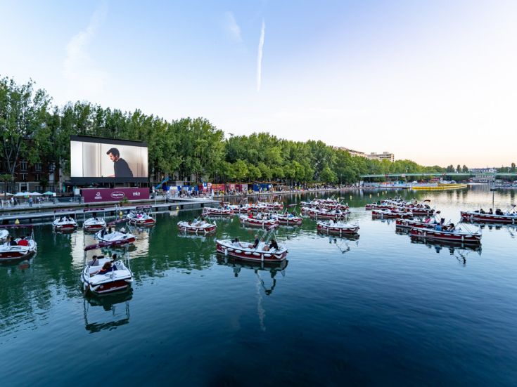 Photos du cinéma sur l'eau de Paris Plages