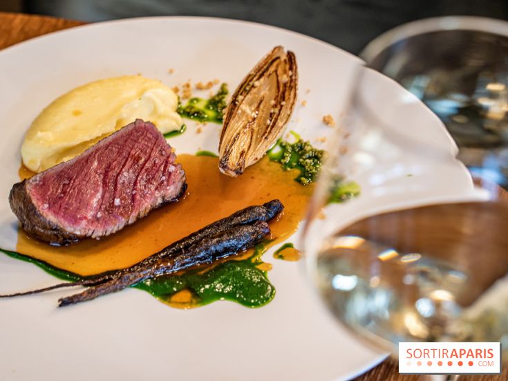 Sphère restaurant Paris 8e - bœuf Simmental - carotte violette - mousseline cresson - écrasé de pomme de terre