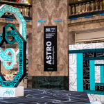 Astro impose l’Urban Art Fair dans l'atrium des Galeries Lafayette Champs-Elysées - credit photo   Lionel Belluteau   unœilquitraine   Astro   Urban Art Fair 002