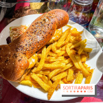 Tata Burger, le restaurant aux burgers en forme de zizi dans le Marais - 3B0B7EFA E700 4E40 89E8 63703DD66F1A