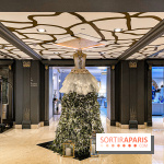 Sofitel Paris Le Faubourg décor de Noël 2023 - Robes sapin couture