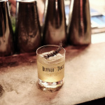 Une soirée unique pour déguster des cocktails insolites chez Monsieur Bleu - 15  DSF8575