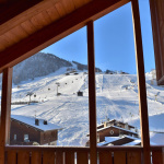 Vacances au ski : "il est trop tôt" pour réserver, d'après Borne