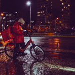 Paris : la Maison des Coursiers, "lieu de repos" pour les livreurs dans le 18e arrondissement