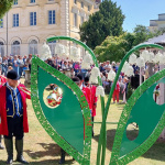 La Fête du Muguet de Rambouillet 2025 : défilé de chars, fête foraine et feu d'artifice
