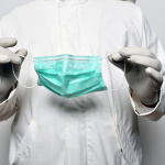 Coronavirus : comment utiliser son masque de protection, les conseils et bonnes pratiques