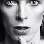 Bowie, IAM, Queen, Renaud... 10 livres musicaux à offrir ce Noël 2020