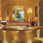 Bar
Guillaume De Laubier