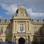 Hello World, l'installation lumineuse sur le parvis de la mairie de Paris Centre pour la Nuit Blanche 2026