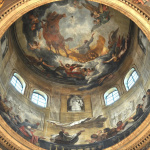 Cette chapelle discrète du 6e arrondissement de Paris cache un somptueux décor baroque italien