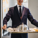 Saint-Valentin 2021 à Paris : une escapade amoureuse arty au Burgundy