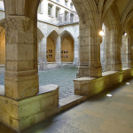 Histoire de Paris : le Cloître des Billettes, le dernier cloître médiéval de Paris