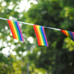 Bars LGBT+ à Paris : nos adresses queer et festives où boire un verre