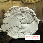 Un monde de plis à la chapelle Expiatoire