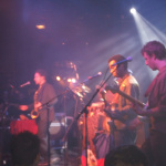 Le groupe de musiciens du métro : Adjabel