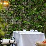 Le Clarence dévoile Le Jardin, sa terrasse estivale et éphémère