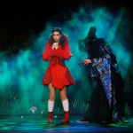 La folle histoire du petit chaperon rouge au Théâtre des Nouveautés