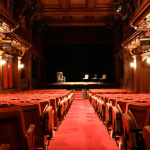 Vacances de Noël 2018 : du théâtre classique pour les adolescents et les enfants