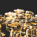 Saviez-vous que votre coupe à champagne rend hommage aux attributs d'une célèbre favorite de l'histoire de France ?