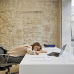 Elmgreen & Dragset installation galerie MASSIMODECARLO PIÈCE UNIQUE