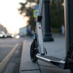Port du casque et gilet obligatoires trottinettes électriques dans les Hauts de Seine 92