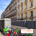 Visite du Pape à Pape : des WC publics installés dans les petites rues autour des Champs-Élysées