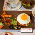 Djakarta-Bali : nasi goreng special (riz sauté à l'indonésienne et saté ayam)