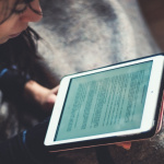 Des milliers de livres et de BD en ligne pour s'occuper pendant le confinement