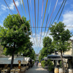 Bercy Village fête l'été et la liberté chérie avec une installation d'Anne-Flore Cabanis
