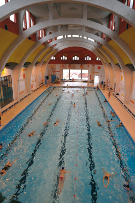 Les bains et piscines en île de France
