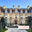 L'élégant Tea Time du Saint James Paris, à savourer dans l'écrin feutré de sa bibliothèque