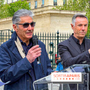 Exposition en plein air des œuvres monumentales d'Andrea Roggi, quartier Faubourg Saint-Honoré