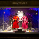 Les Vitrines de Noël du Printemps 2012 avec Marion Cotillard et Dior