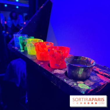 Paint in the Dark, un atelier peinture et cocktails dans le noir débarque à Paris