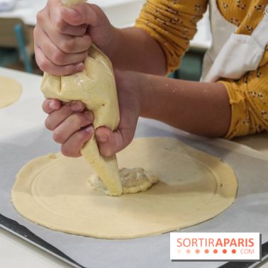 Ateliers galette des rois chez Maison Fika