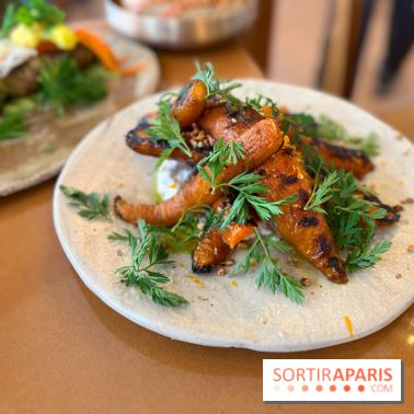 Jolia - Carottes braisées et labné