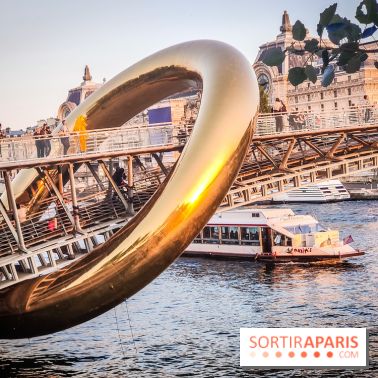 Nuit Blanche 2023 : une installation inoubliable sur la passerelle Léopold Sédar Senghor !